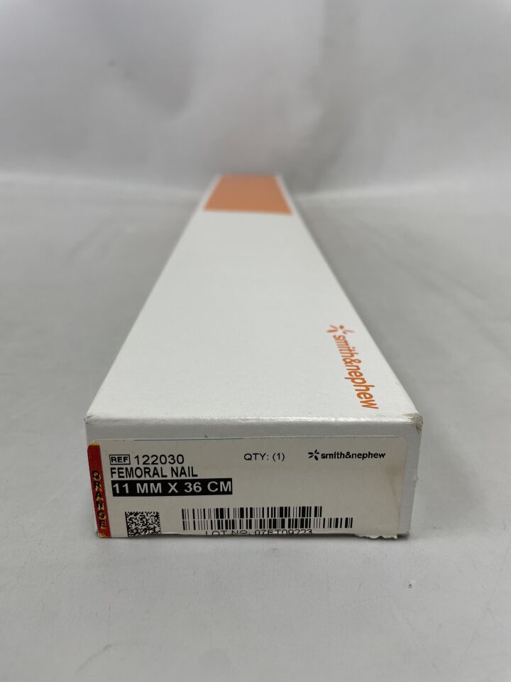 122030 - SMITH & NEPHEW - Femoral Nail, 11mm x 36cm, (BX/1) - ( Expiry Date: 2017-08-03 )