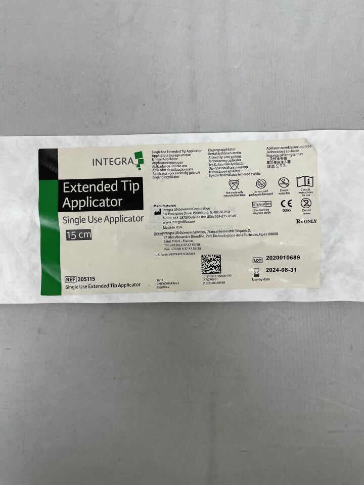 205115 - INTEGRA - Extended Tip Applicator, Single Use Applicator, 15cm, (EA) - ( Expiry Date: 2024-08-31 )