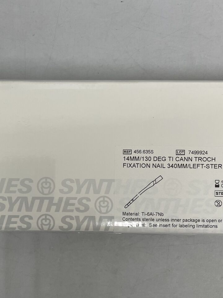 456.635S - SYNTHES - Titanium Alloy Left Cannulated Trochanteric Fixation Nail, 14 x 340mm, (BX/1) - ( Expiry Date: 2022-09-30 )