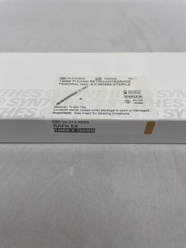 04.013.852S - SYNTHES - Cannulated Expert Retrograde/Antegrade Femoral Nail, Aqua, 14 x 360mm, (BX/1) - ( Expiry Date: 2022-02-28 )