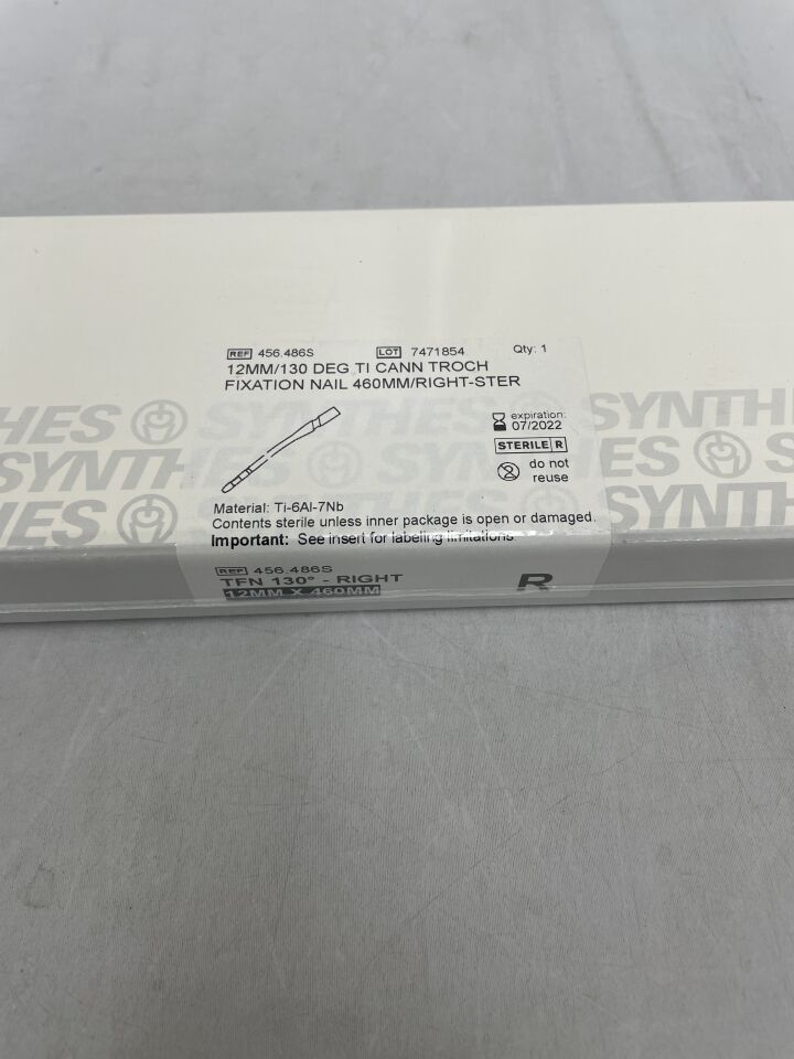 456.486S - SYNTHES - Titanium Alloy Right Cannulated Trochanteric Fixation Nail, 12 x 460mm, (BX/1) - ( Expiry Date: 2022-07-31 )