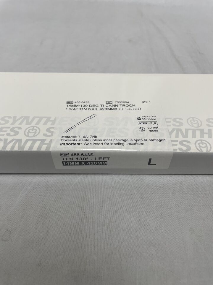 456.643S - SYNTHES - Titanium Alloy Left Cannulated Trochanteric Fixation Nail, 14 x 420mm, (BX/1) - ( Expiry Date: 2022-09-30 )