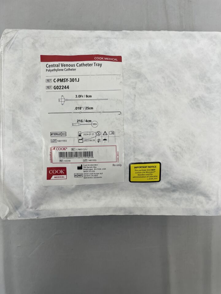 G02244 - COOK - Single Lumen Central Venous Catheter Tray, 3 Fr/20G x 8 cm Catheter Length, (EA) - ( Expiry Date: 2024-07-31 )