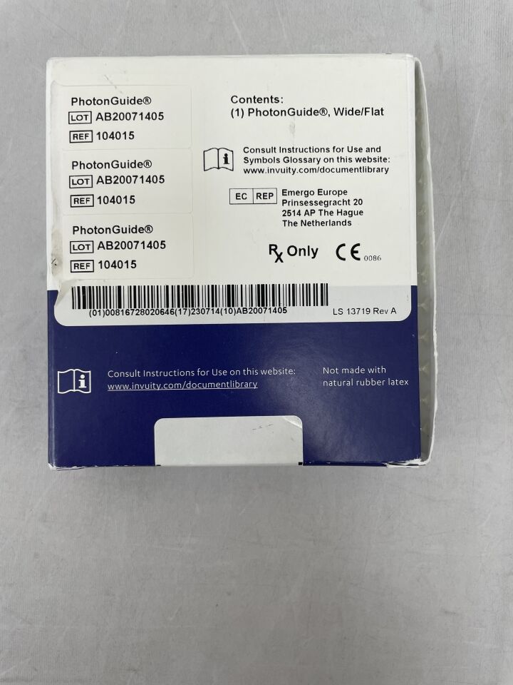 104015 - STRYKER - Invuity PhotonGuide Illuminator, Wide/Flat, (BX/1) - ( Expiry Date: 2023-07-14 )