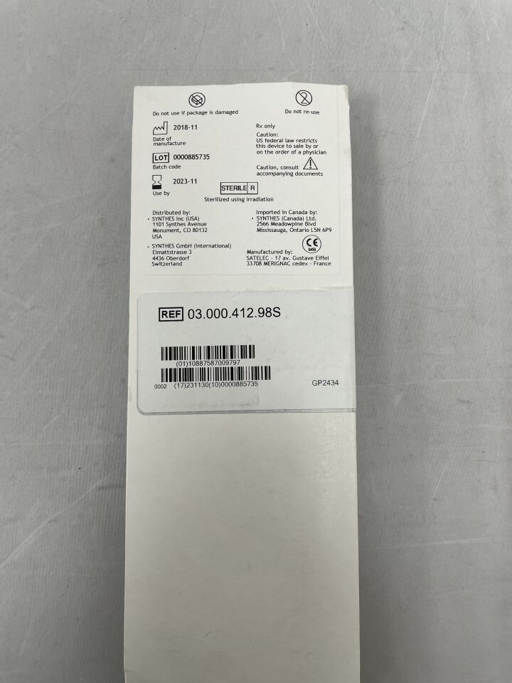 03.000.412.98S - SYNTHES - Saw, 105.7 x 4.0 x 0.6mm, for Piezoelectric System, () - ( Expiry Date: 2023-11-21 )