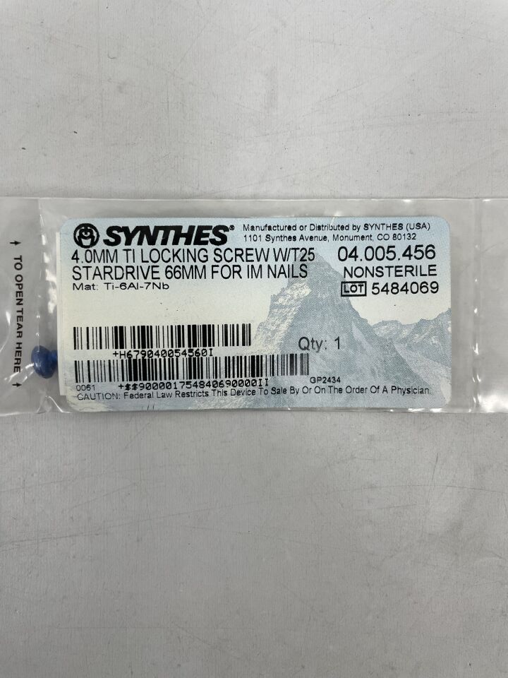 04.005.456 - SYNTHES - Titanium Self-Tapping Locking Screw with T25 StarDrive Recess, 4 x 66mm, (EA) - ( Expiry Date: 2099-12-31 )