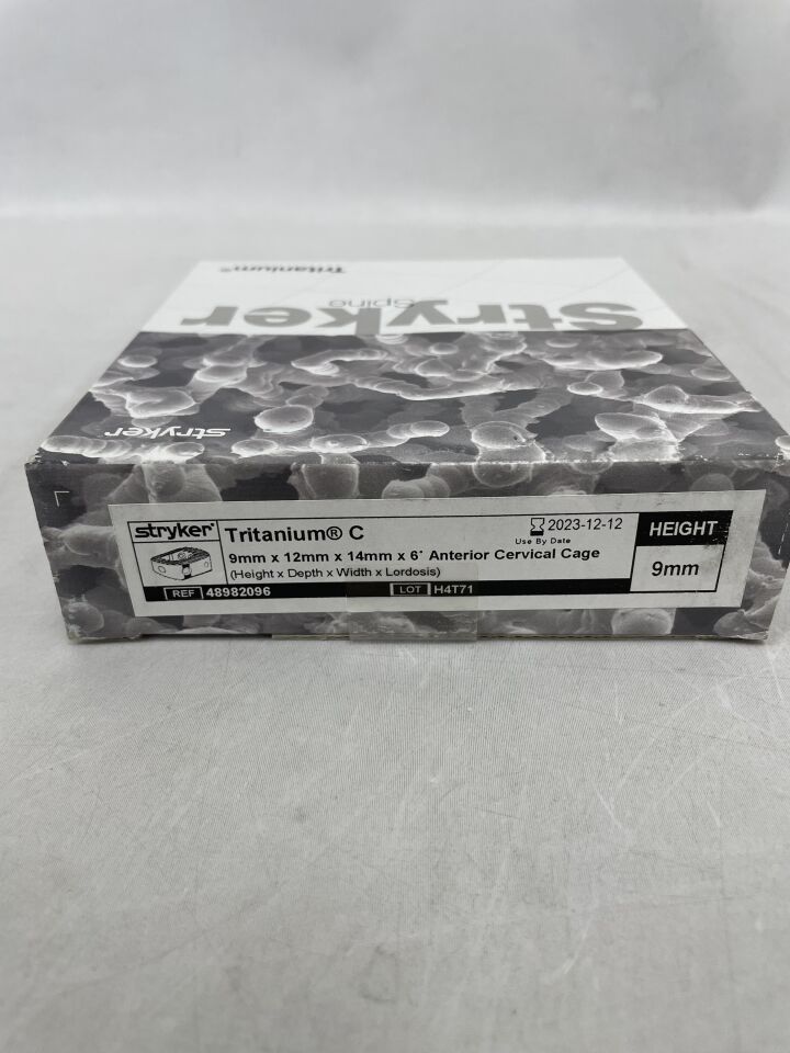 48982096 - STRYKER - Tritanium C Anterior Cervical Cage 9mm x 12mm x 14mm x 6 Degrees, (BX/1) - ( Expiry Date: 2023-12-12 )