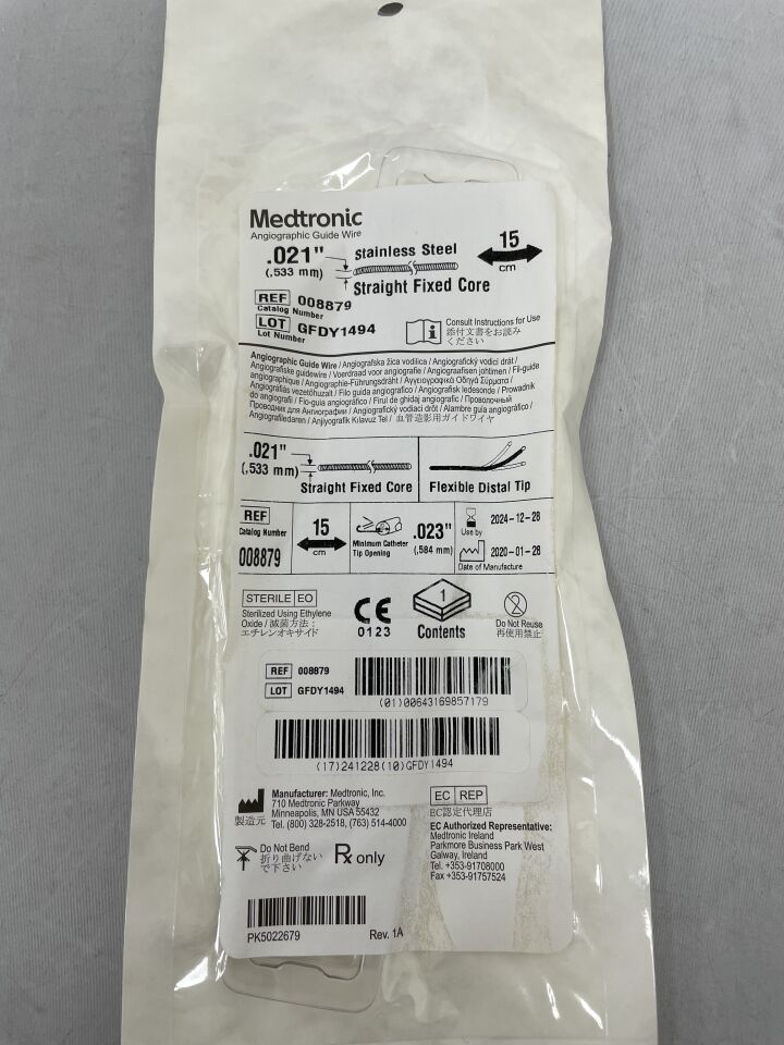 008879 - MEDTRONIC - Angiographic SS Guide Wire, Fixed Core 0.021" x 15cm, Straight, () - ( Expiry Date: 2024-12-28 )