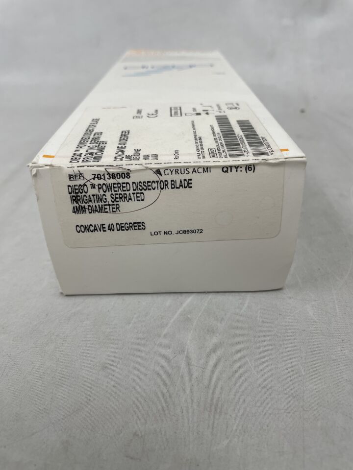 70138008 - GYRUS ACMI - Diego Powdered Dissector Blade, Irrigating, Serrated, (BX/6) - ( Expiry Date: 2024-10-01 )