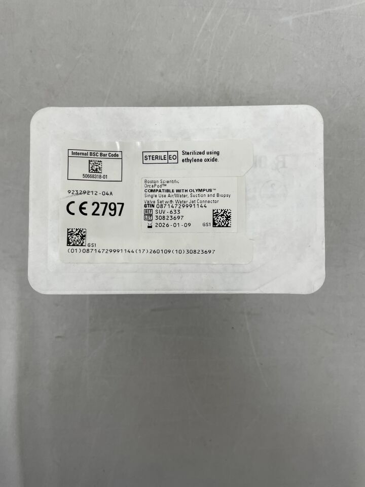SUV-633 - BOSTON SCIENTIFIC - OrcaPod, conjunto de válvula de aire/agua, succión y biopsia con conector de chorro de agua (unidad) - (Fecha de caducidad: 09/01/2026)