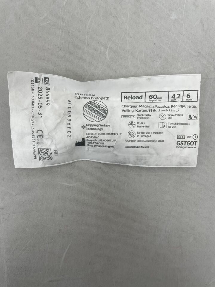 GST60T - ETHICON - Echelon Endopath 吻合器替換裝，帶抓握表面技術，黑色，4.2 毫米展開 x 2.3 毫米閉合高度，（EA）-（有效期至：2025-05-31）