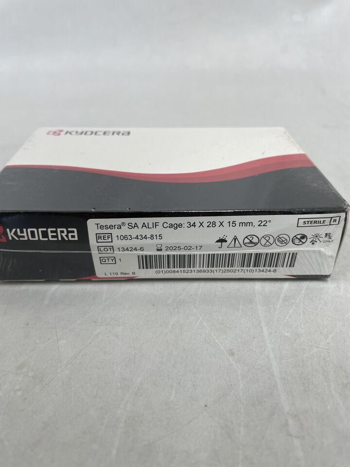 1063-434-815 - KYOCERA MEDICAL - Ti6Al4V Teresa ALIF Implant system 34 X 28, 15mm Height 22° Hyperlordotic, (BX/1) - ( Expiry Date: 2025-02-17 )