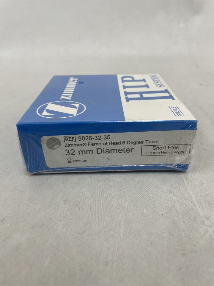9026-32-35 - ZIMMER - Hip System Femoral Head, 6 Degree Taper, 32mm Diameter, S, +3.5 Neck Length, (BX/1) - ( Expiry Date: 2023-09-30 )