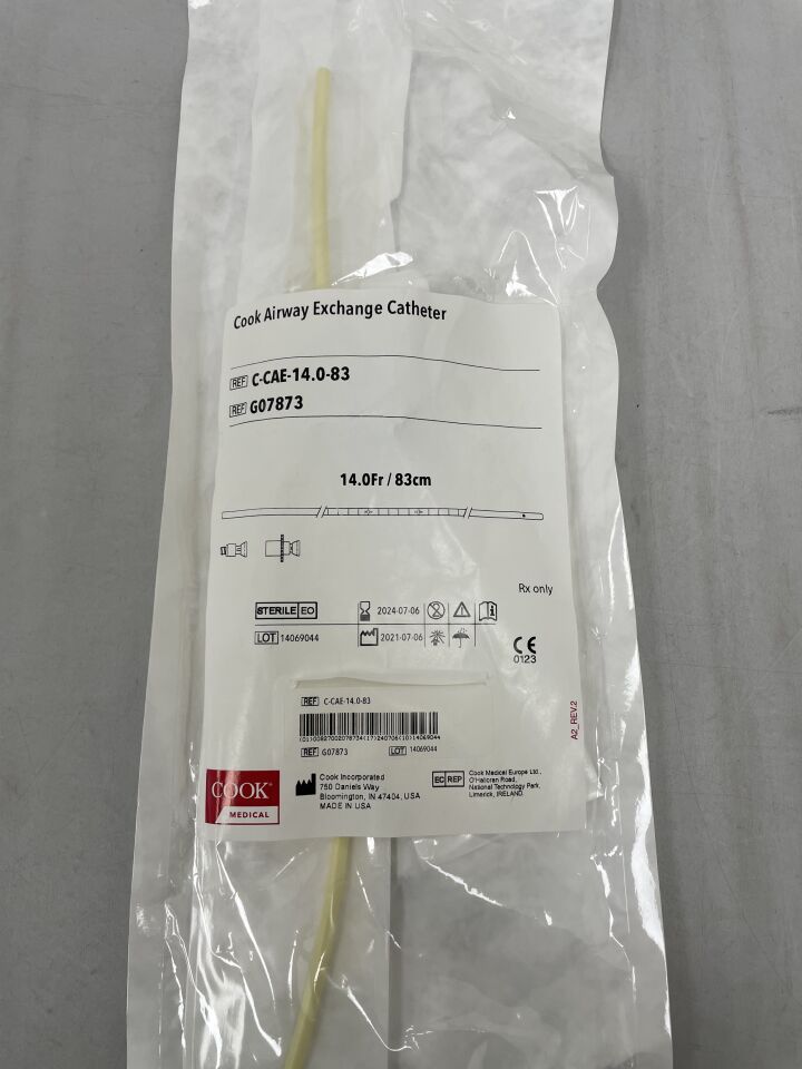 G07873 - COOK - Airway Exchange Catheter 14F x 83cm, (EA) - ( Expiry Date: 2024-12-09 )