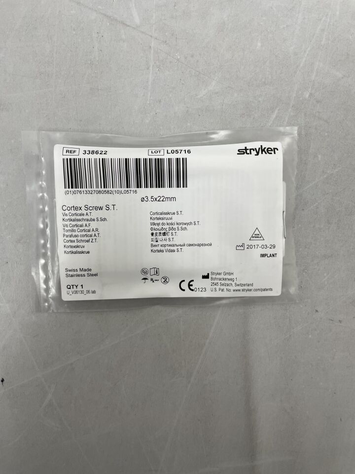 338622  -  STRYKER  -  Cortical Screw, 3.5 x 22mm , ( EA )  -  ( Expiry Date : 2099-12-31 )