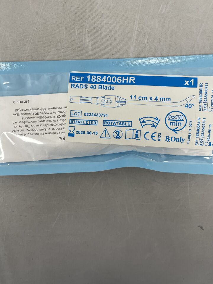 1884006HR  -  MEDTRONIC  -  4.0mm rad 40 rotatable curved sinus blade, 11cm , ( EA )  -  ( Expiry Date : 2025-06-15 )