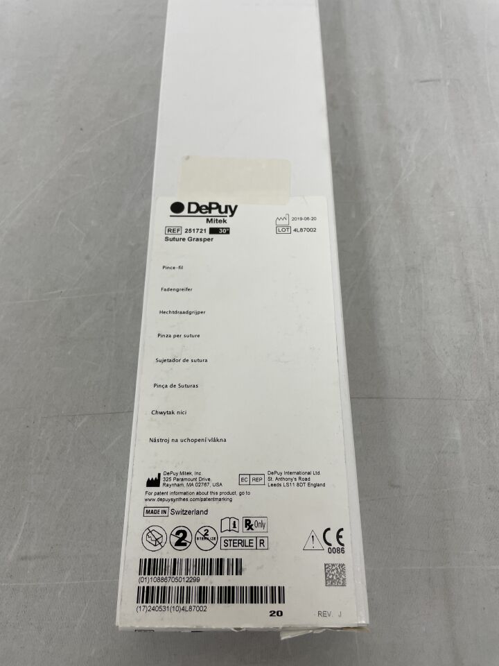 251721 - DEPUY - Ideal 30 Degree Suture Grasper
, () - ( Expiry Date: 2024-05-31 )