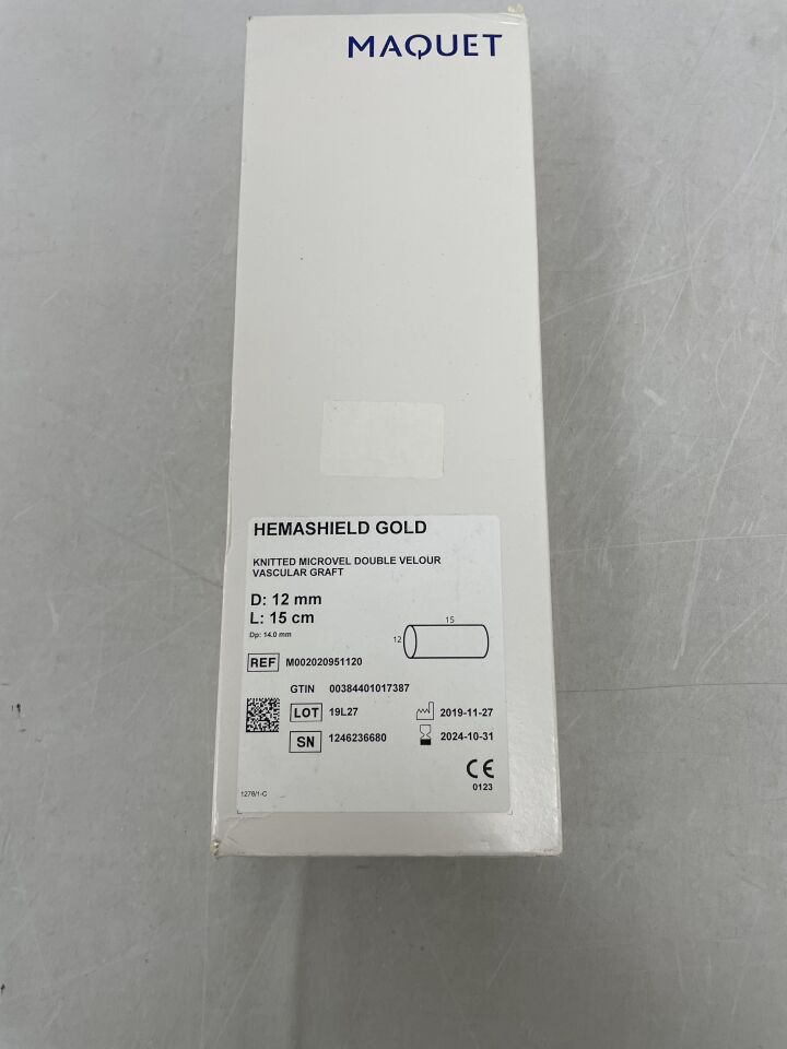 M002020951120 - MAQUET - Hemashield Gold Knitted Vascular Graft, 12mm x 15cm, (BX/1) - ( Expiry Date: 2024-10-31 )