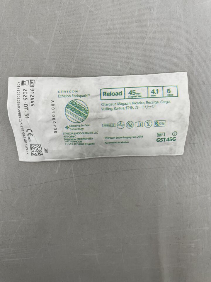 GST45G - ETHICON - Echelon Endopath 吻合器替換裝，帶抓握表面技術，綠色，4.1 毫米展開 x 2 毫米閉合高度，（EA）-（有效期至：2025-07-31）