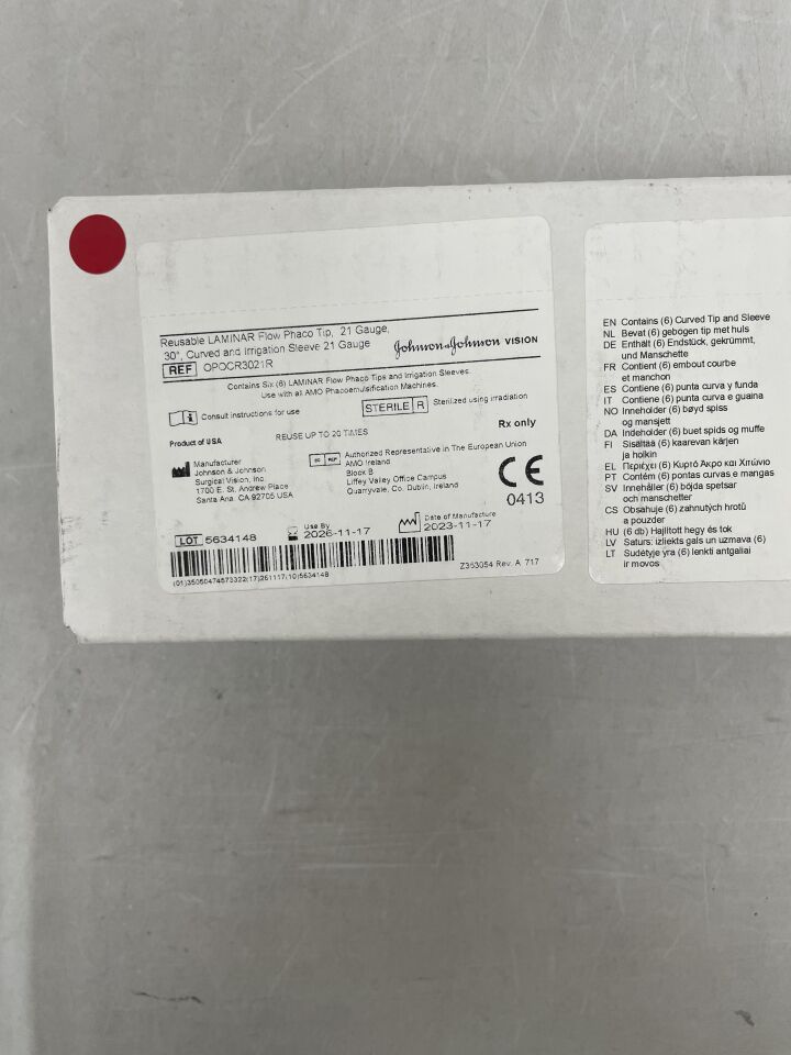 OPOCR3021R  -  JOHNSON & JOHNSON  -  Flow Phaco Tip 21 Gauge 30 curved and Irrigation sleeve 21 gauge , ( BX/6 )  -  ( Expiry Date : 2026-11-17 )
