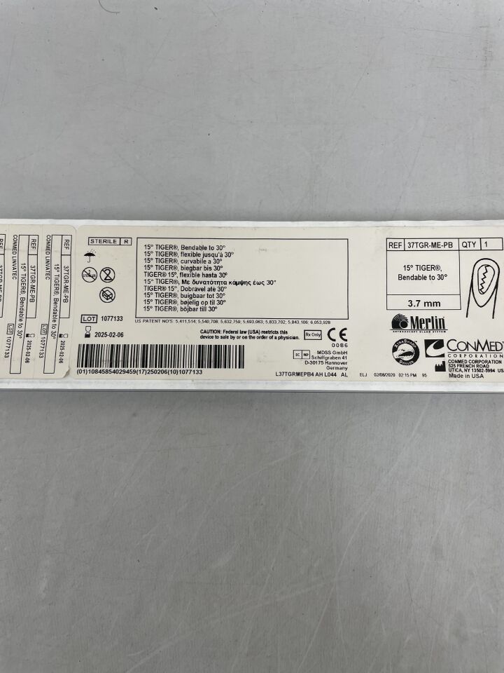 37TGR-ME-PB - CONMED - Merlin Tiger Large Hub Shaver Blade, 3.7 mm dia. x 13 cm Working Length, (EA) - ( Expiry Date: 2025-02-06 )