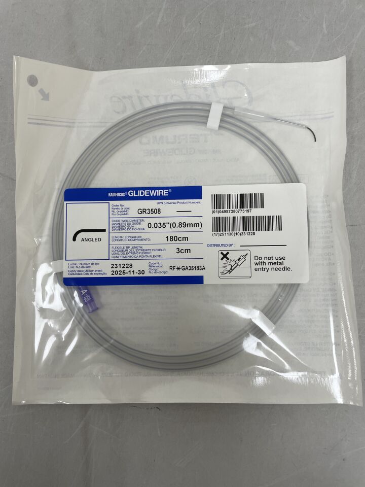 GR3508 - TERUMO - Glidewire 標準親水塗層導絲，直徑 0.035 英寸 x 長度 180 厘米，（EA）-（有效期至：2025-11-30）