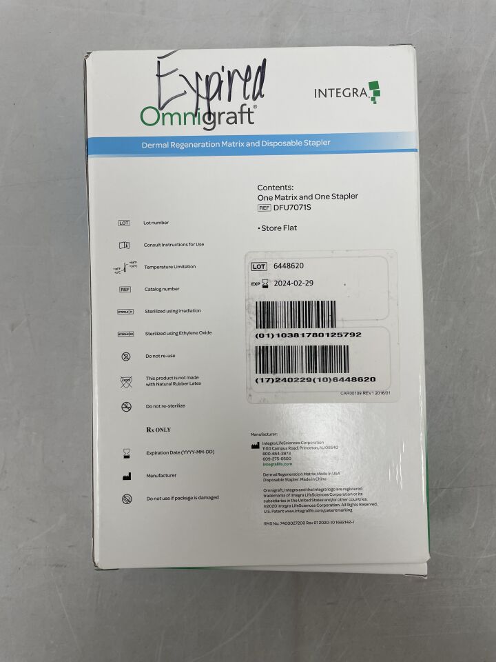 DFU7071S - INTEGRA - OmniGraft Dermal Regeneration Matrix Kit w/Stapler 7cm x 7cm, (BX/1) - ( Expiry Date: 2024-02-29 )