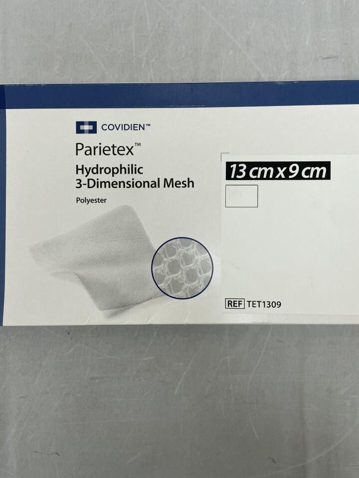 TET1309 - COVIDIEN - Parietex 3-D Knitted Polyester Mesh, 13cm x 9cm, Honeycomb Weave Rectangle, (BX/1) - ( Expiry Date: 2025-05-31 )