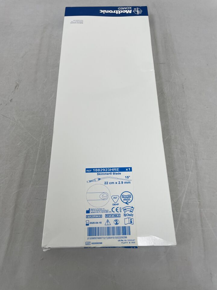 1882923HRE - MEDTRONIC - 2.9mm rotatable skimmer angle-tip blade: 22cm, (BX/1) - ( Expiry Date: 2025-04-15 )
