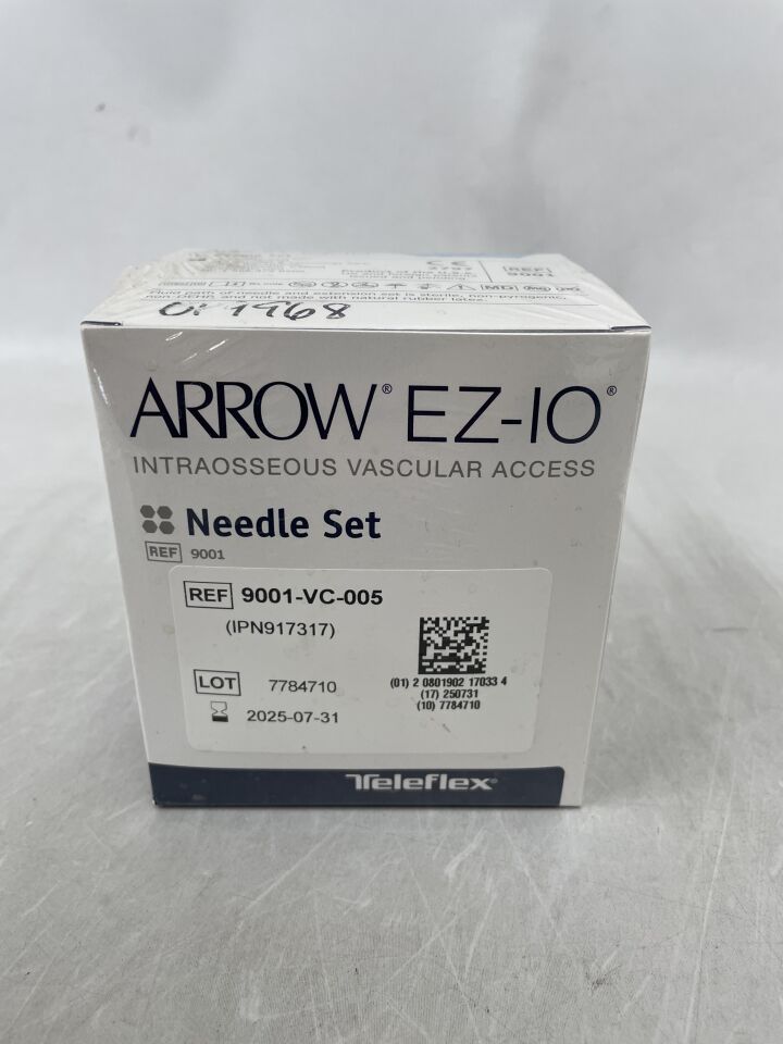 9001-VC-005 - TELEFLEX - Arrow EZ-IO Needle Set 25mm x 15G, () - ( Expiry Date: 2025-07-31 )