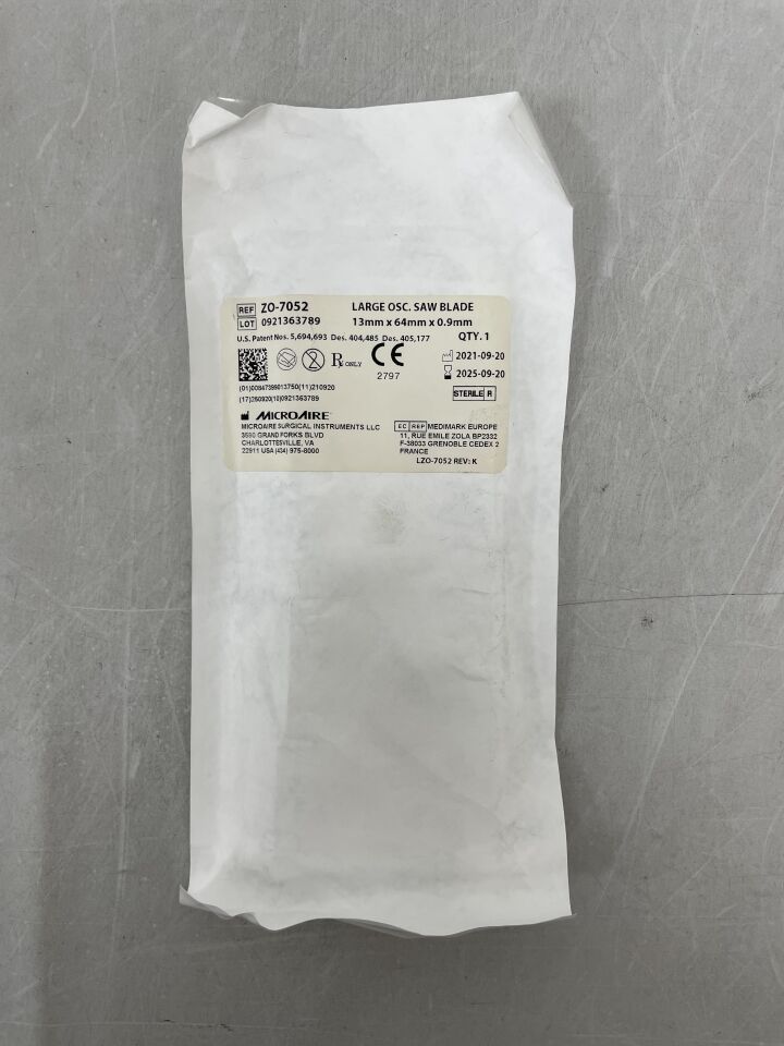 ZO-7052 - MICROAIRE SURGICAL - Hoja de sierra oscilante grande, 13 mm x 64 mm x 0,9 mm, (unidad) - (Fecha de caducidad: 20/09/2025)