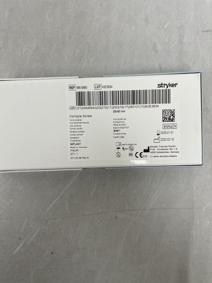 1895-5090S - STRYKER - Condyle Screw, 5 x 90mm , () - ( Expiry Date:  )