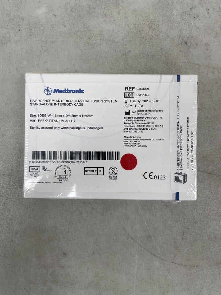 G6626525 - MEDTRONIC - Divergence Anterior Cervical Fusion System Stand-Alone Interbody Cage, 6 Degrees, 15 x 12 x 5mm, () - ( Expiry Date:  )
