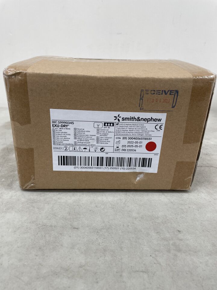 5999034S - SMITH & NEPHEW - Exu-Dry Dressing, Full Absorbency - 3 inch x 4 inch slit tube dressing, ()