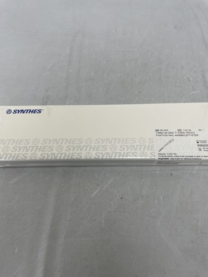 456.405S - SYNTHES - Titanium Alloy Left Cannulated Trochanteric Fixation Nail, 11 x 440mm, () - ( Expiry Date:  )