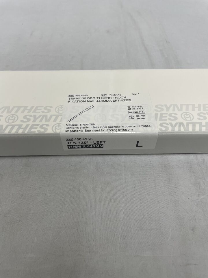 456.425S - SYNTHES - Titanium Alloy Left Cannulated Trochanteric Fixation Nail, 11 x 440mm, () - ( Expiry Date:  )
