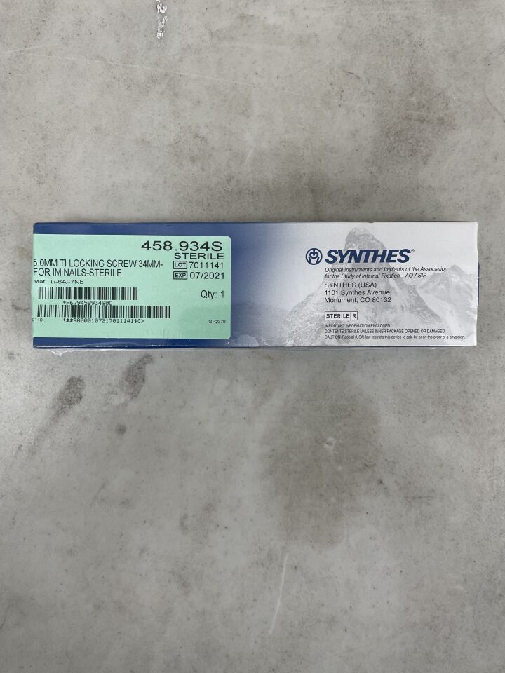 458.934S - SYNTHES - 5.0mm ti locking screw 34mm- for im nails, () - ( Expiry Date:  )
