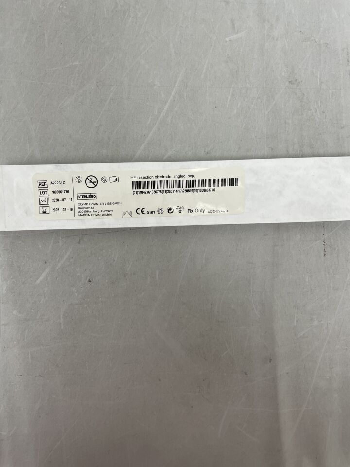 A22231C - OLYMPUS - HF Resection Electrode, Angled Loop, 24 to 28 Fr Size, 0.35 mm Wire, 12/30 Degree Angle
, () - ( Expiry Date: 2025-05-19 )