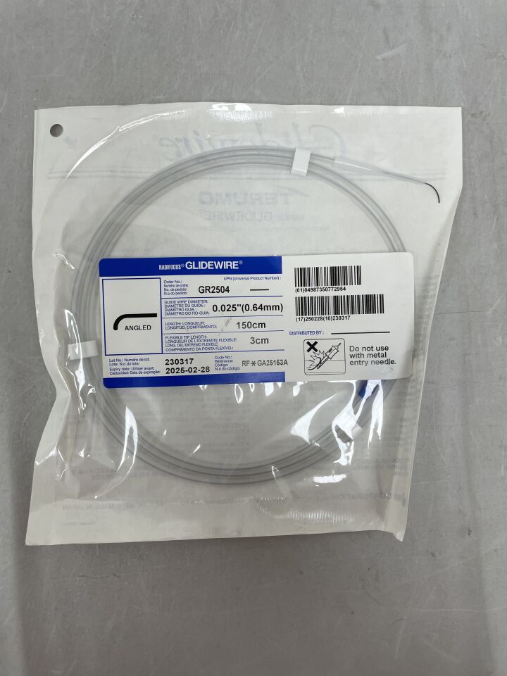 GR2504 - TERUMO - Radifocus Glidewire - Angled - .025" x 150cm x 3cm
, () - ( Expiry Date: 2025-02-28 )