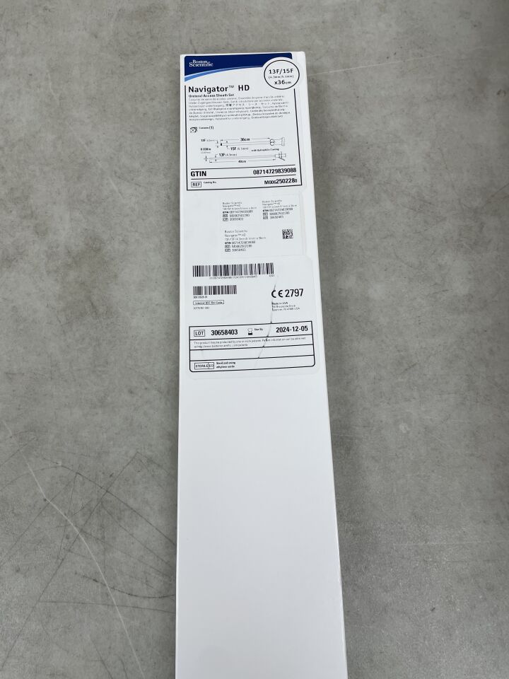 250228 - BOSTON SCIENTIFIC - Navigator HD Ureteral Access Sheath Set, 13F/15F x 36cm, (BX/1) - ( Expiry Date: 2024-12-05 )