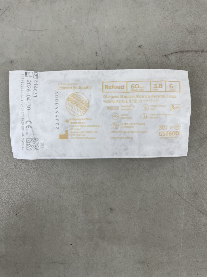 GST60D - ETHICON - Echelon Endopath 吻合器替換裝，帶抓握表面技術，金色，3.8 毫米開口 x 1.8 毫米閉合高度，（EA）-（有效期至：2026-04-30）
