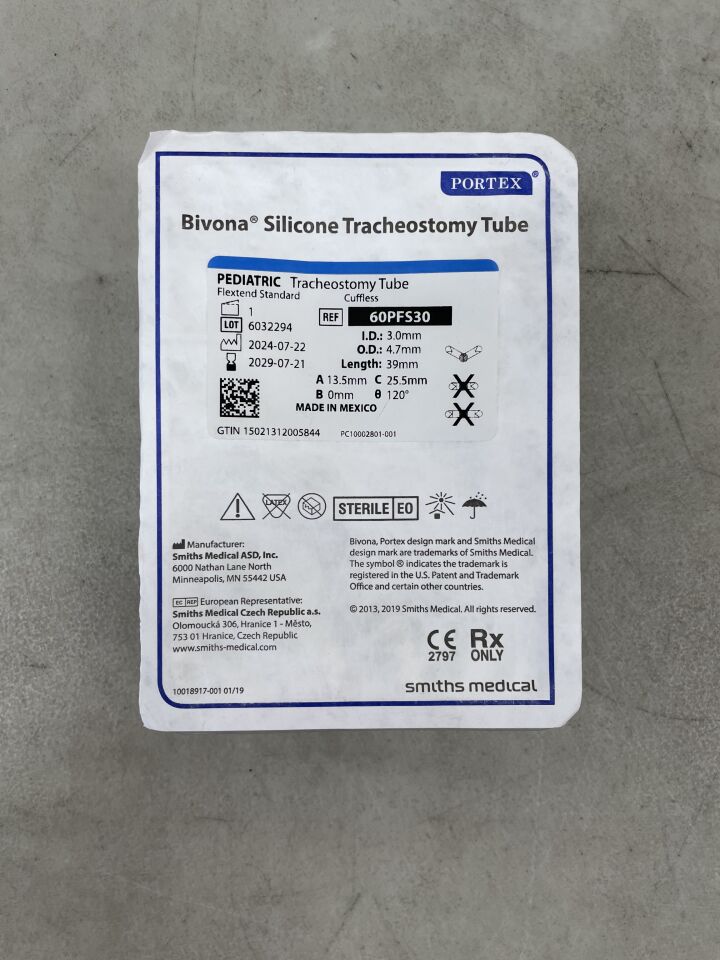 60PFS30 - SMITHS MEDICAL - Tubo de traqueotomía Portex Bivona FlexTend con brida de cuello en V, tamaño 3.0, sin balón, pediátrico (unidades) - (Fecha de caducidad: 21/07/2029)