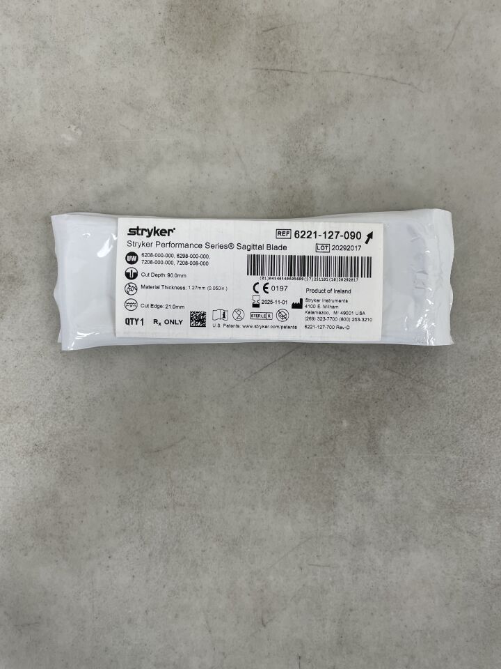 6221-127-090  -  STRYKER  -  System 6 Sagittal Blade: 21mm x 90mm x 1.27mm , ( EA )  -  ( Expiry Date : 2025-11-01 )