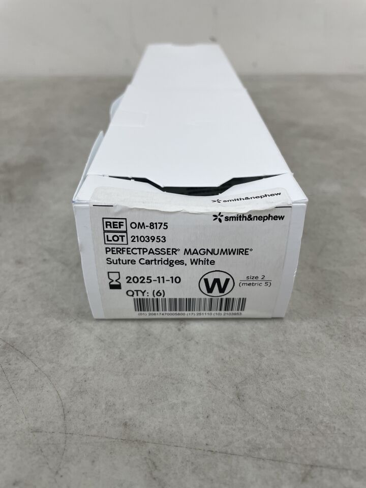 OM-8175 - SMITH &amp; NEPHEW - Cartucho de sutura PerfectPasser MagnumWire, blanco, ( ) - ( Fecha de caducidad: 10/11/2025 )