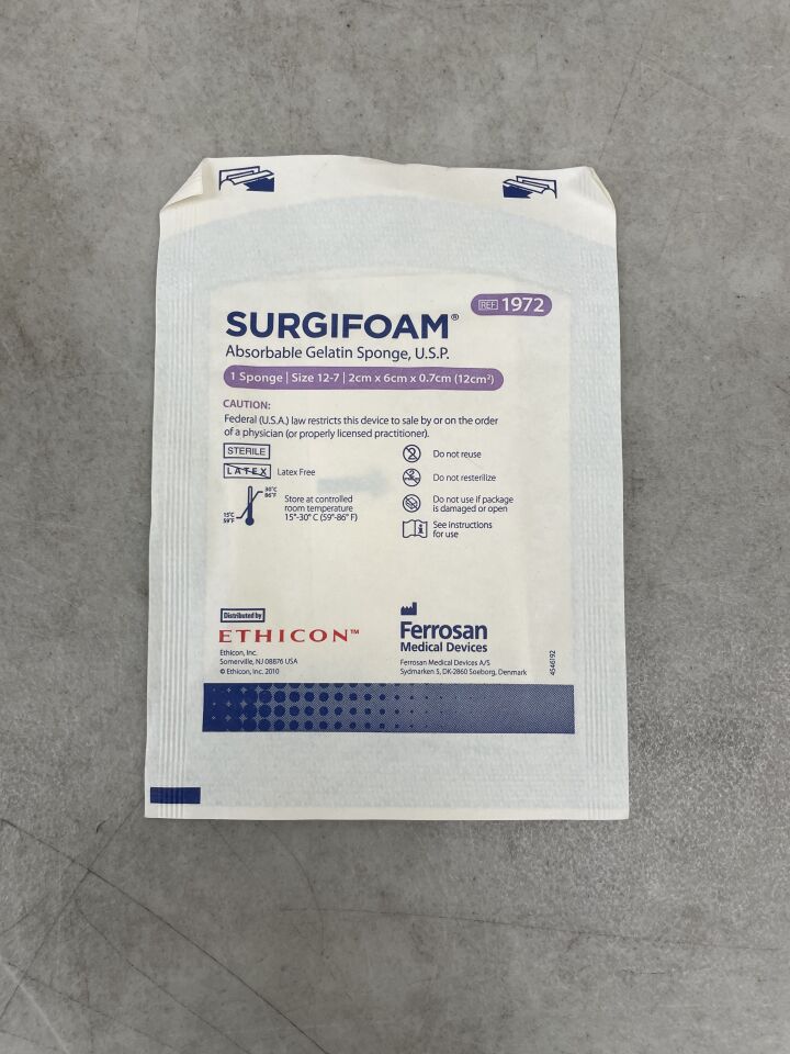 1972 - ETHICON - Surgifoam, Absorbable Gelatin Sponge, size 12-7, 2cm x 6cm x 0.7cm, (EA) - ( Expiry Date: 2025-08-04 )