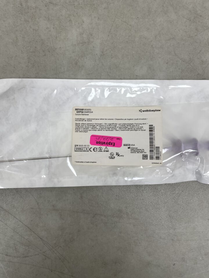 013593 - SMITH & NEPHEW - Suture Retriever, () - ( Expiry Date: 2025-02-22 )