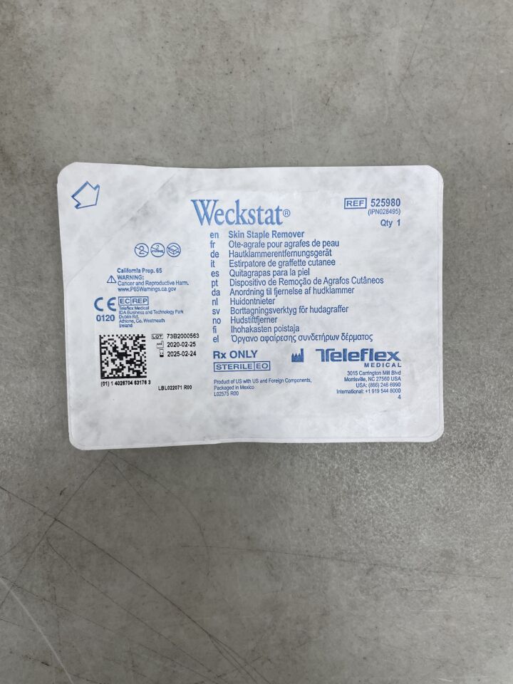 525980 - TELEFLEX - weckstat staple extractor/remover, metal tips, (EA) - ( Expiry Date: 2025-02-24 )