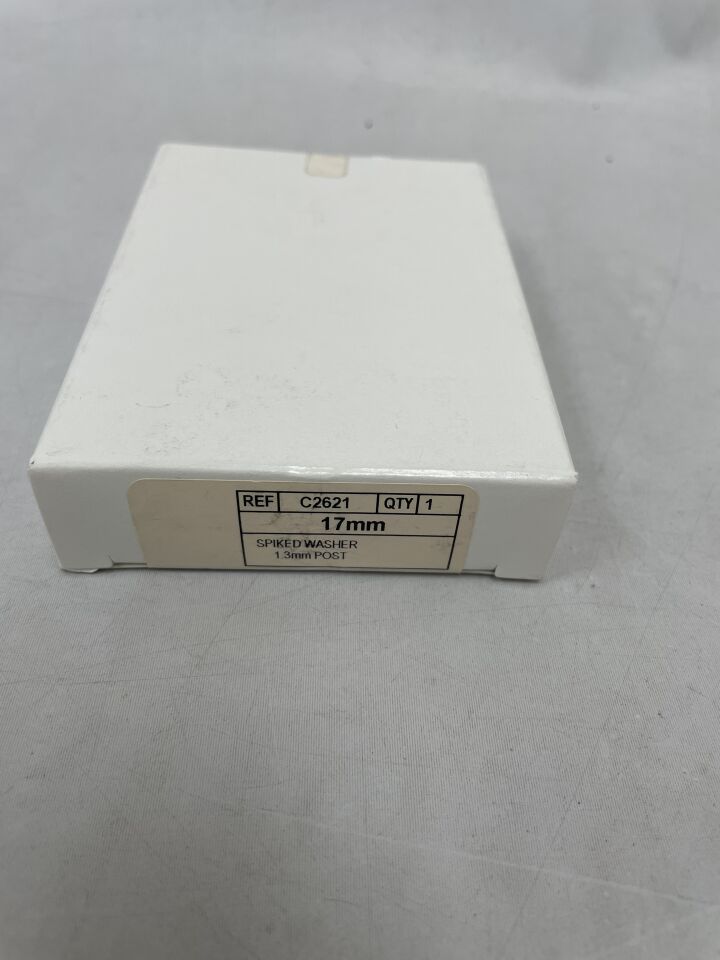 C2621 - CONMED - 17mm spiked washer, 1.3mm post, (BX/1) - ( Expiry Date: 2024-07-23 )