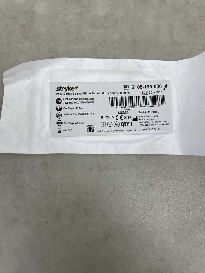 2108-195-000 - STRYKER - Sagittal Blade: Wide Flared Medium, (EA) - ( Expiry Date: 2025-06-01 )