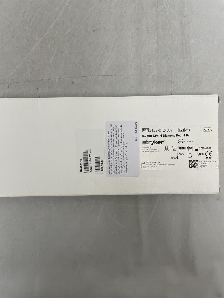 5452-012-007  -  STRYKER  -  S2 Mini Diamond Round Bur 1mm x 0.7mm , ( BX/1 )  -  ( Expiry Date : 2028-02-28 )